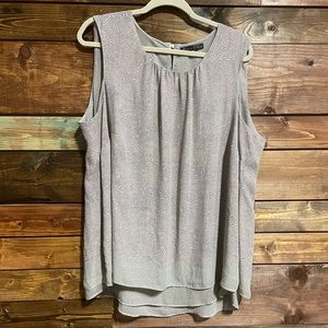 Rose & Olive Sleeveless Blouse
